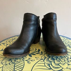 Lucky Brand Basel Leather Flat Bootie Black sz8